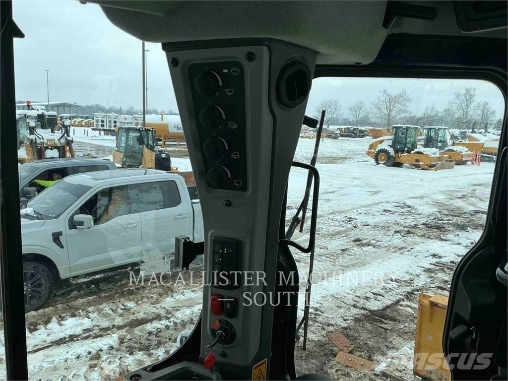 CAT D5 Vikšriniai buldozeriai