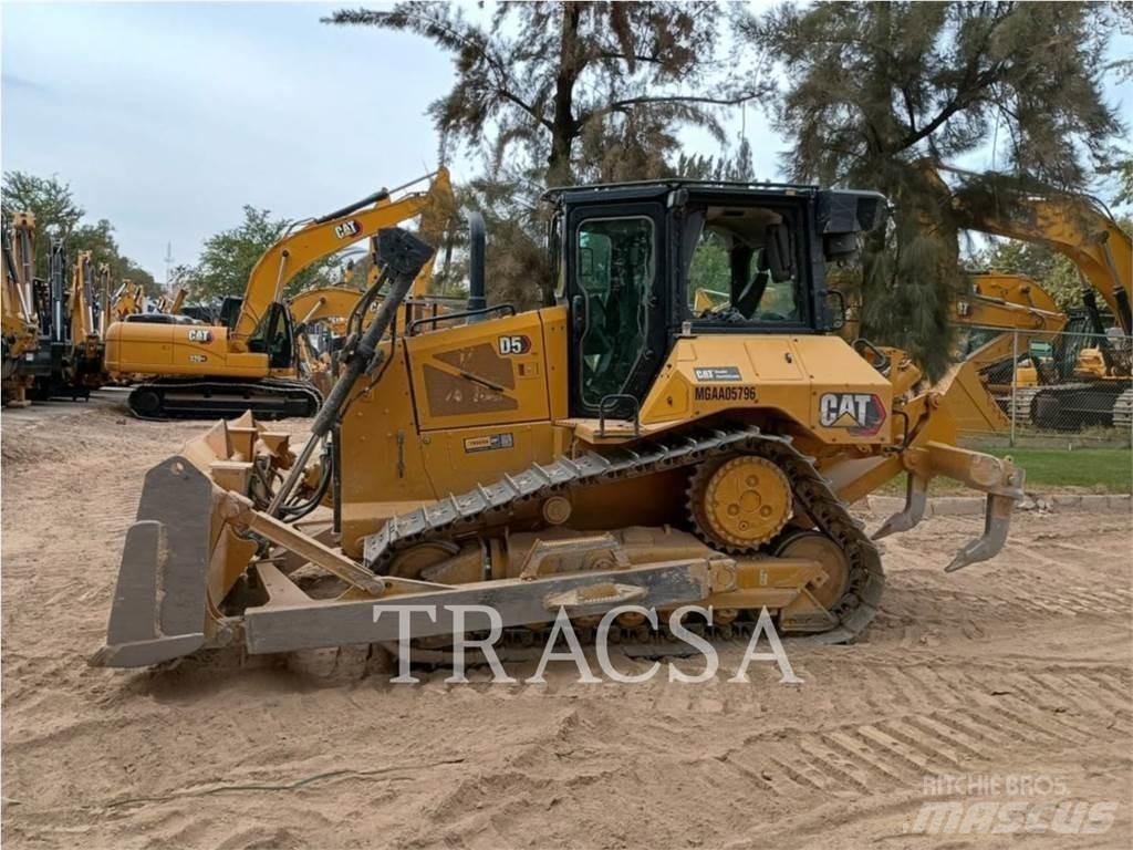 CAT D5-17 Vikšriniai buldozeriai