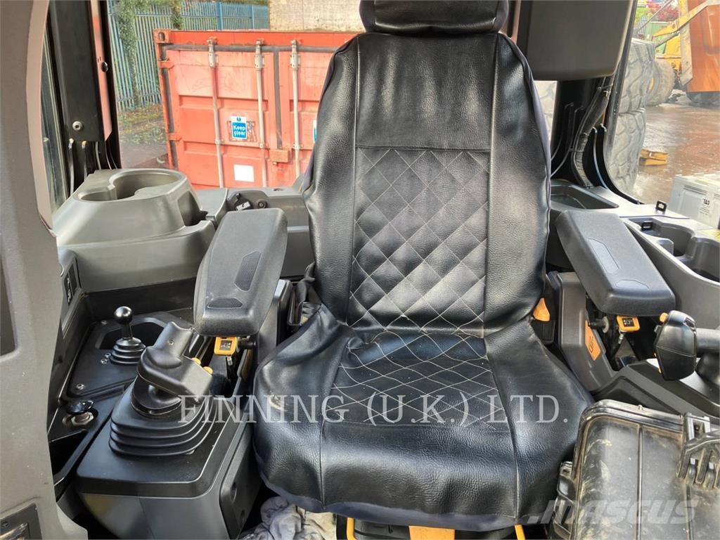 CAT D5-17 LGP Vikšriniai buldozeriai