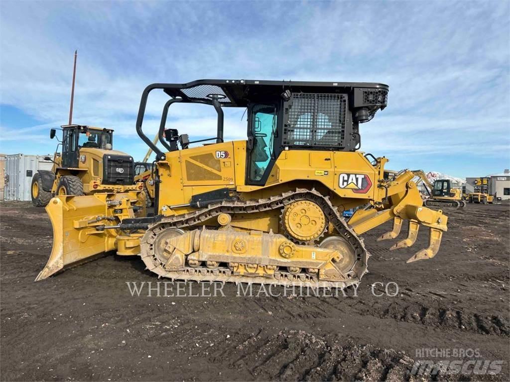 CAT D5-17 XL Vikšriniai buldozeriai