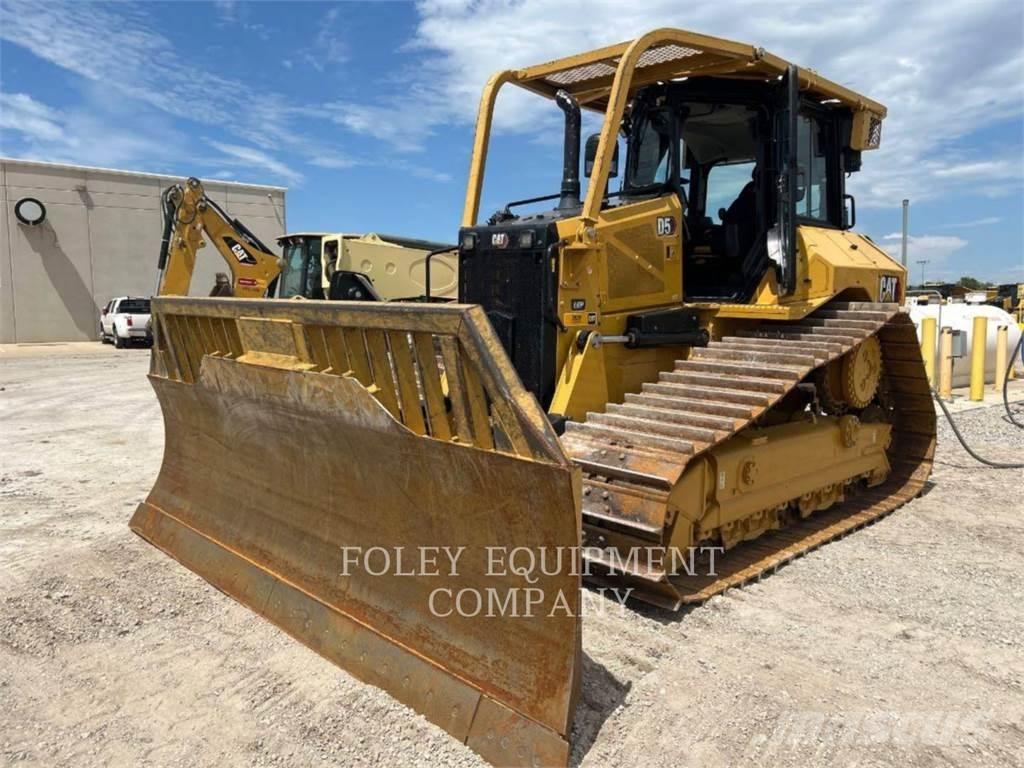 CAT D5-17LGVX Vikšriniai buldozeriai