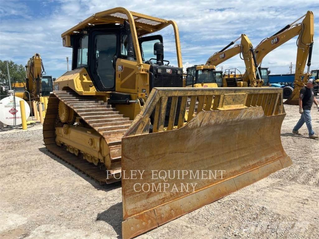CAT D5-17LGVX Vikšriniai buldozeriai