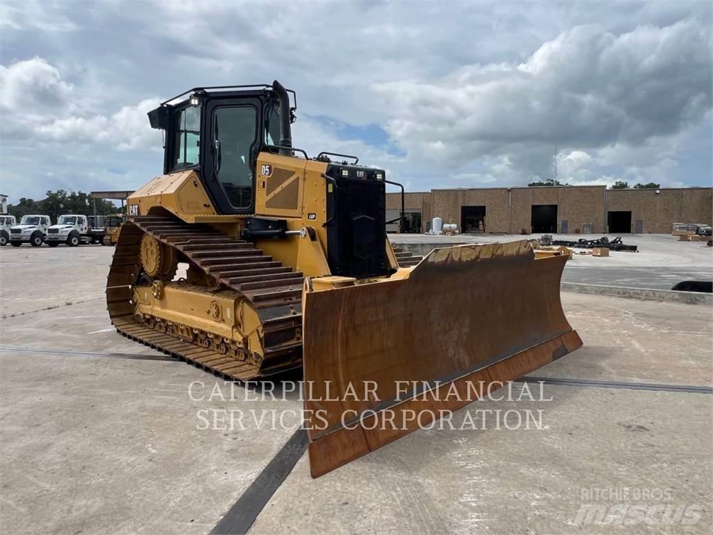 CAT D5-17VP Vikšriniai buldozeriai