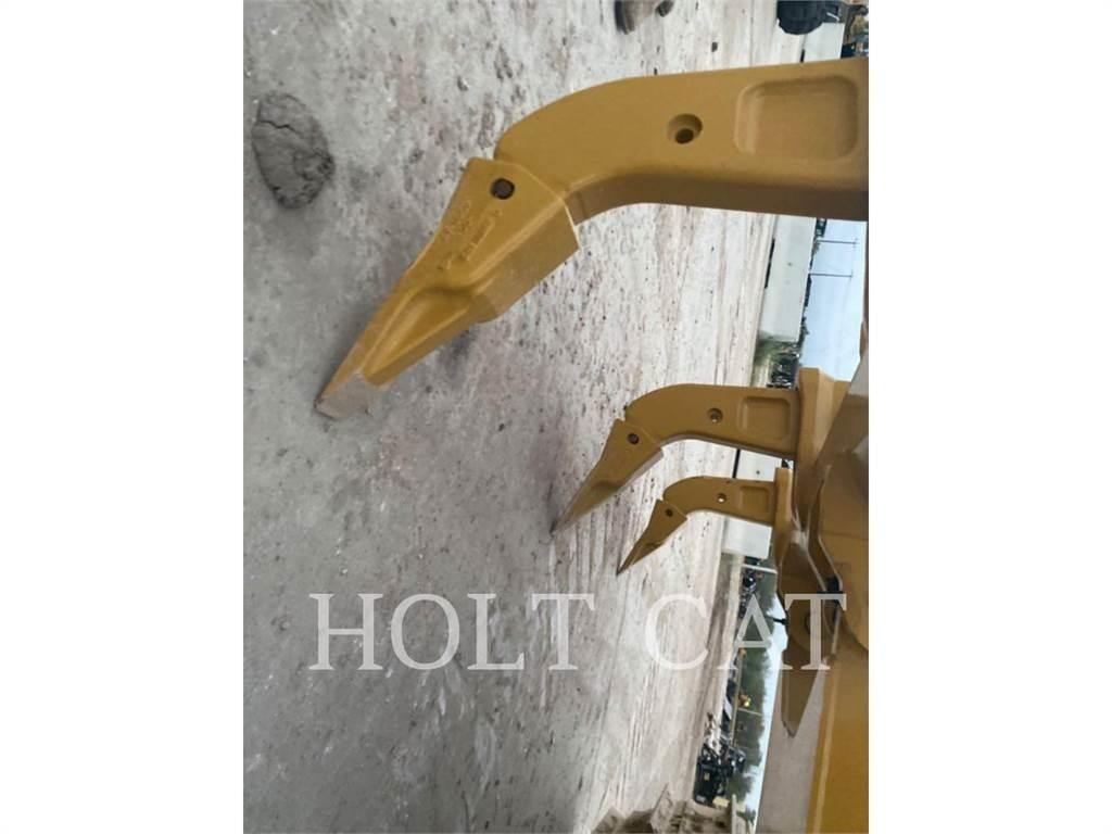 CAT D5 VP Vikšriniai buldozeriai