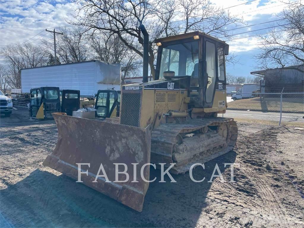 CAT D5CIII Vikšriniai buldozeriai
