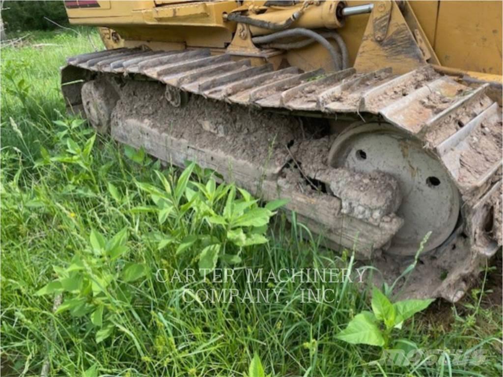 CAT D5GXL Vikšriniai buldozeriai