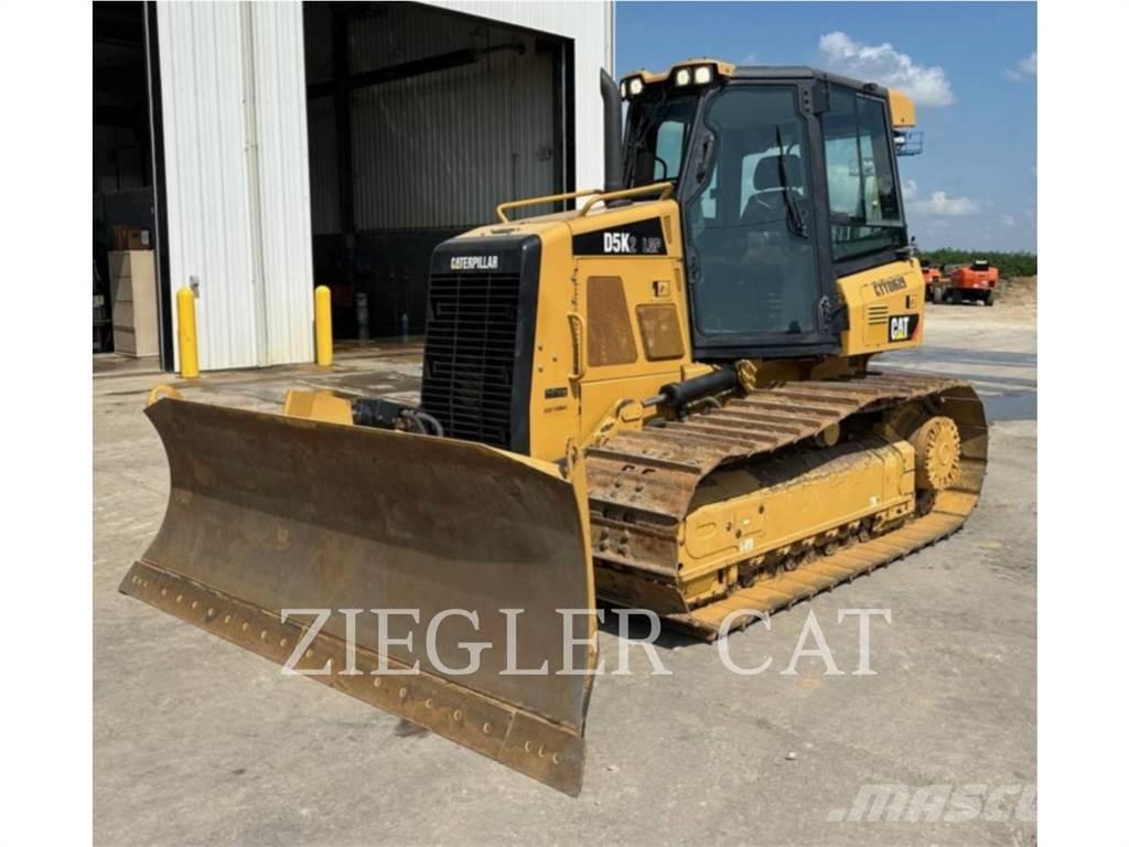 CAT D5K Vikšriniai buldozeriai
