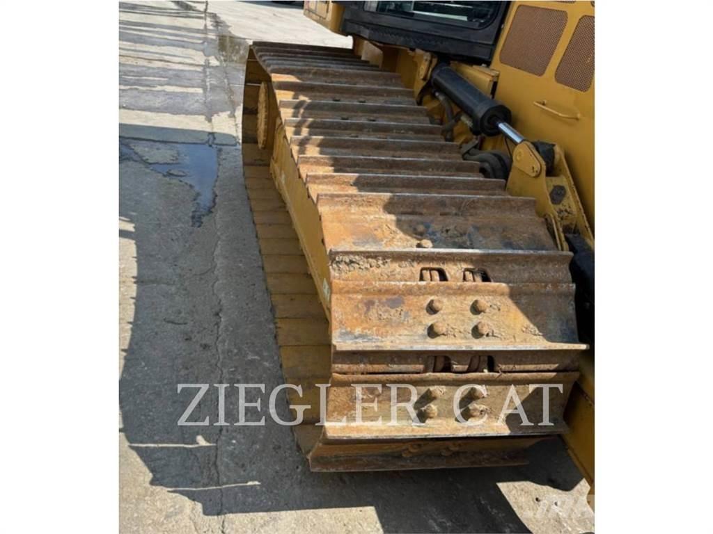 CAT D5K Vikšriniai buldozeriai