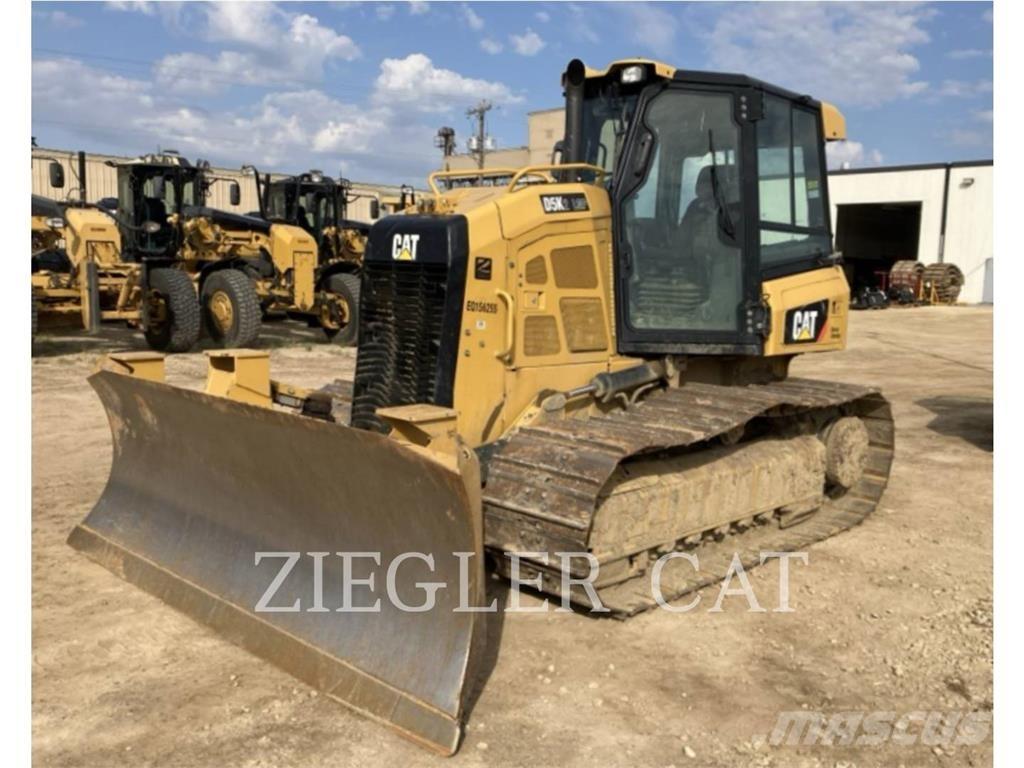 CAT D5K2 Vikšriniai buldozeriai