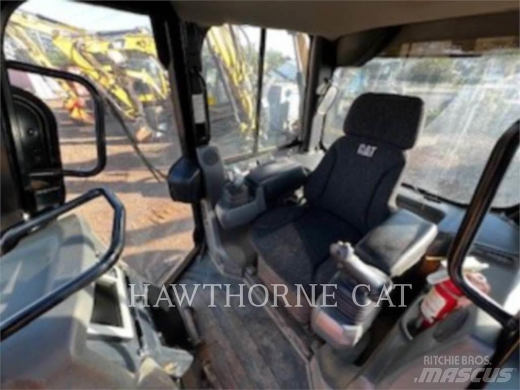 CAT D5K2 XL Vikšriniai buldozeriai