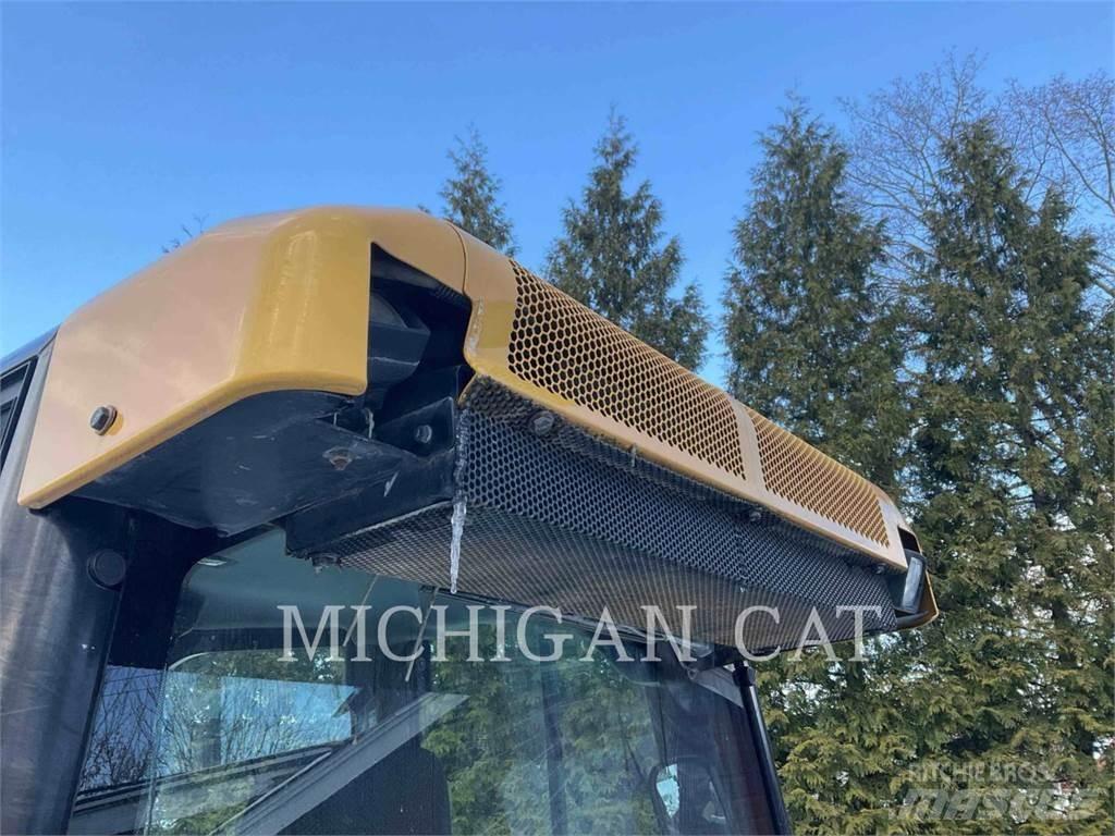 CAT D5K2X ASZ24F Vikšriniai buldozeriai