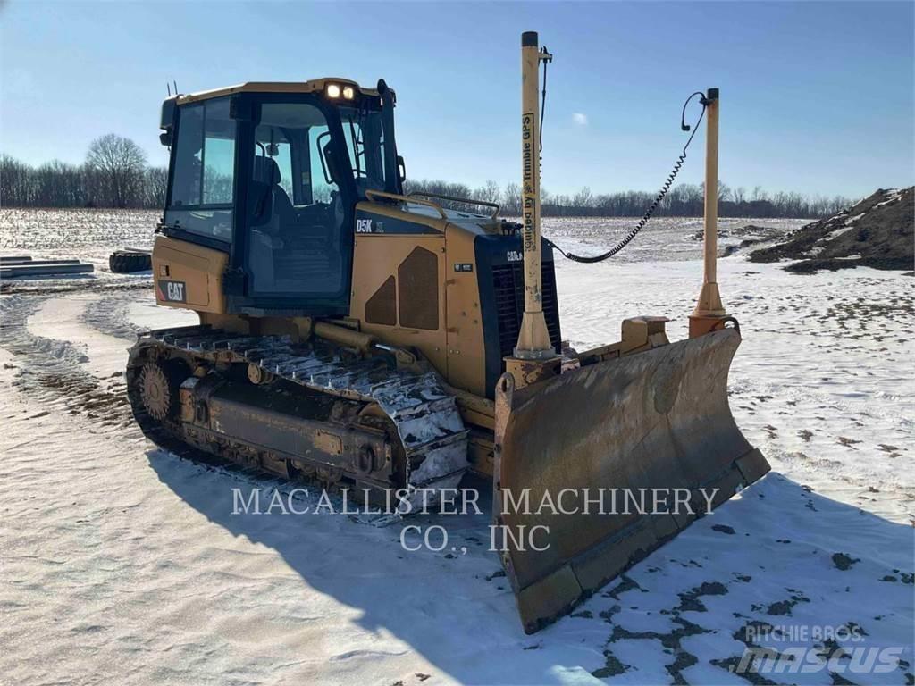 CAT D5KXL Vikšriniai buldozeriai