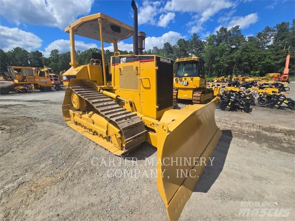 CAT D5MXL Vikšriniai buldozeriai