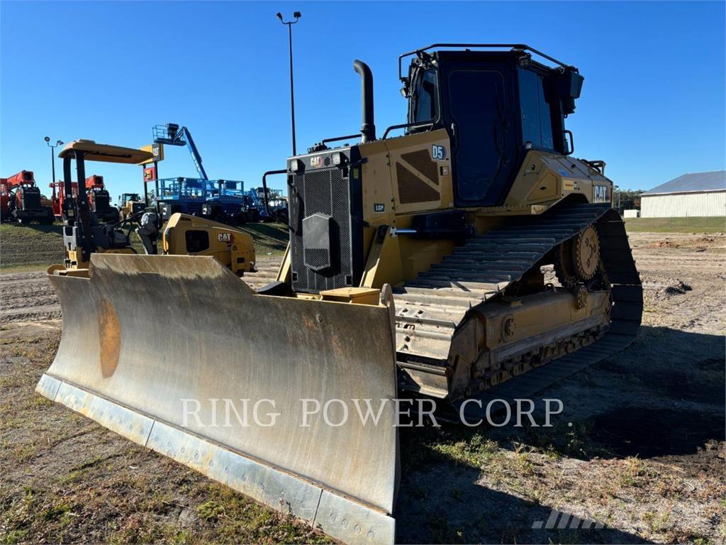 CAT D5VPEW Vikšriniai buldozeriai