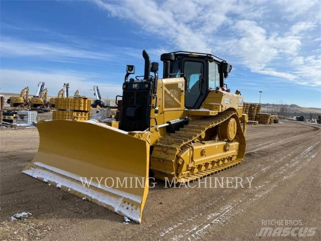 CAT D6 Vikšriniai buldozeriai