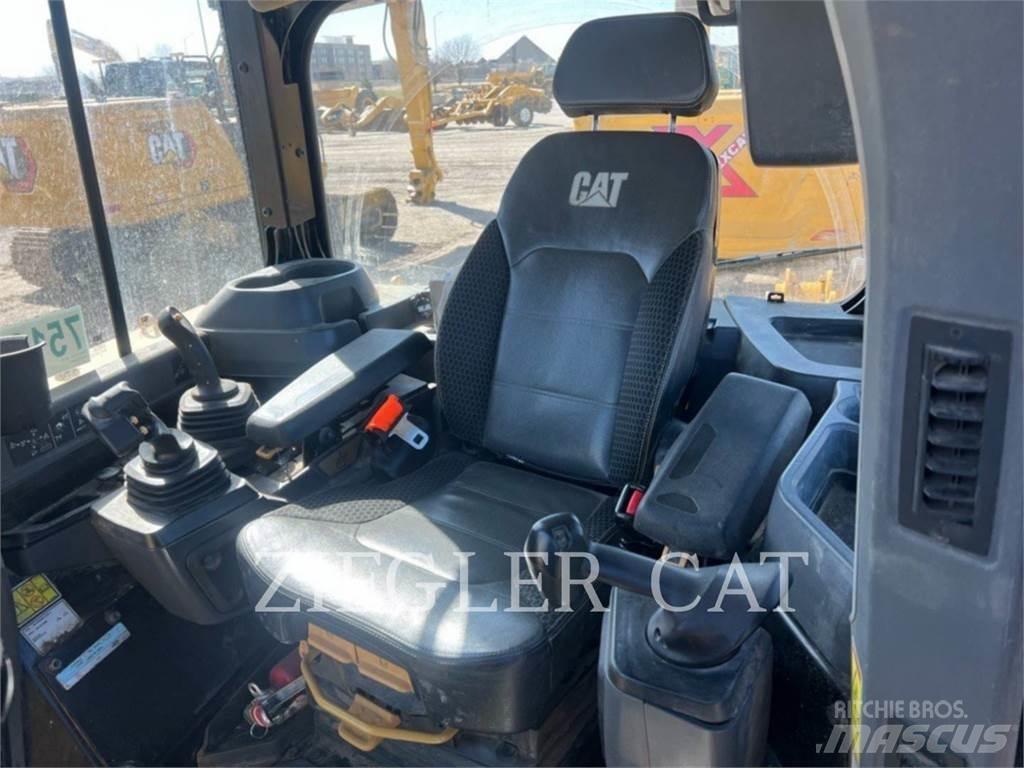 CAT D6-20LGP Vikšriniai buldozeriai
