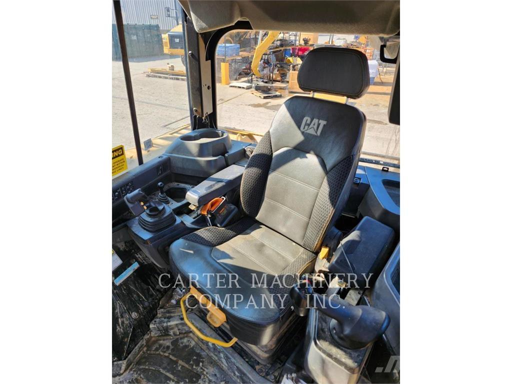 CAT D6-20LGVAR Vikšriniai buldozeriai