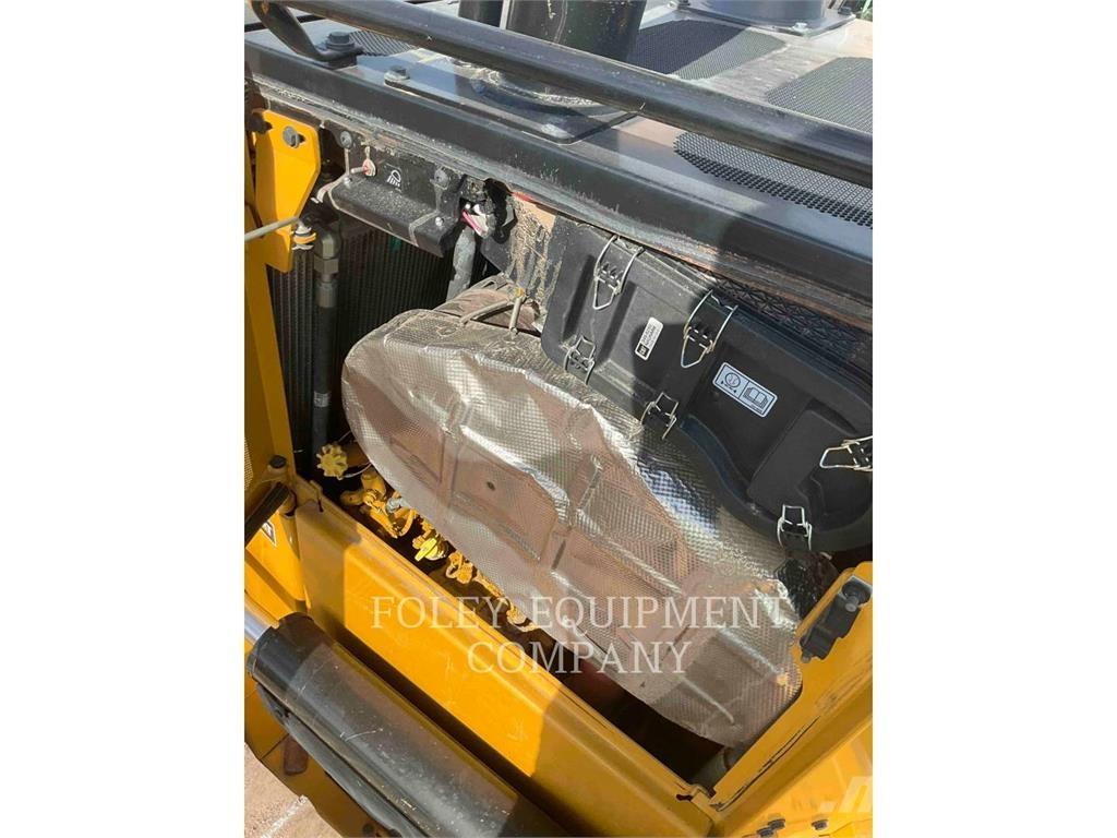 CAT D6-20V24I Vikšriniai buldozeriai