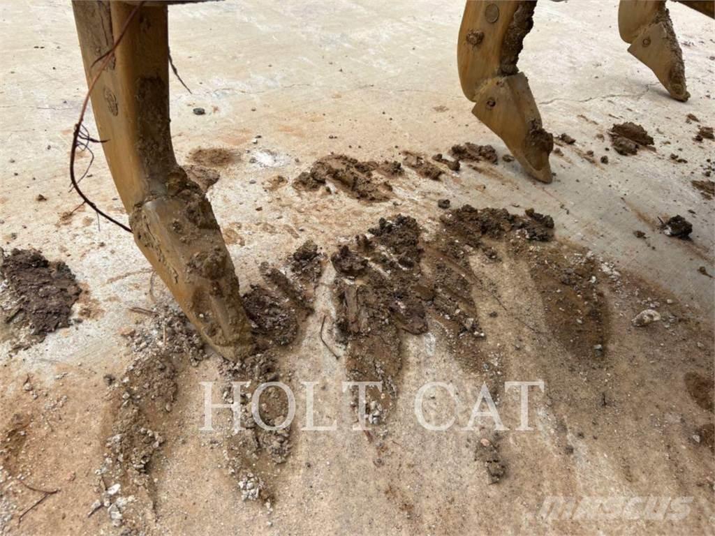 CAT D6 XE Naudoti ratiniai krautuvai