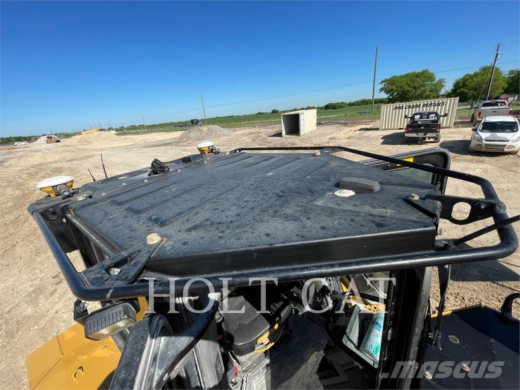 CAT D6 XEVP Vikšriniai buldozeriai