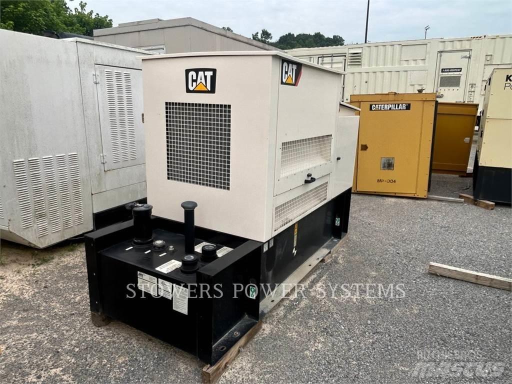 CAT D60-6 Dyzeliniai generatoriai