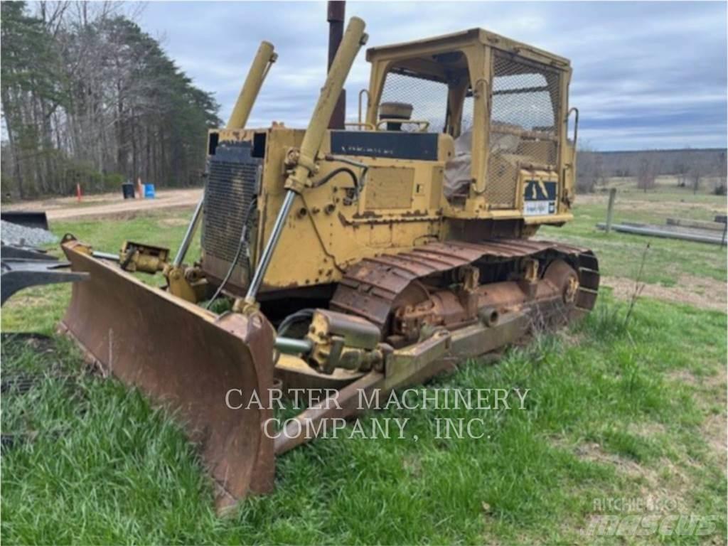 CAT D6D Vikšriniai buldozeriai