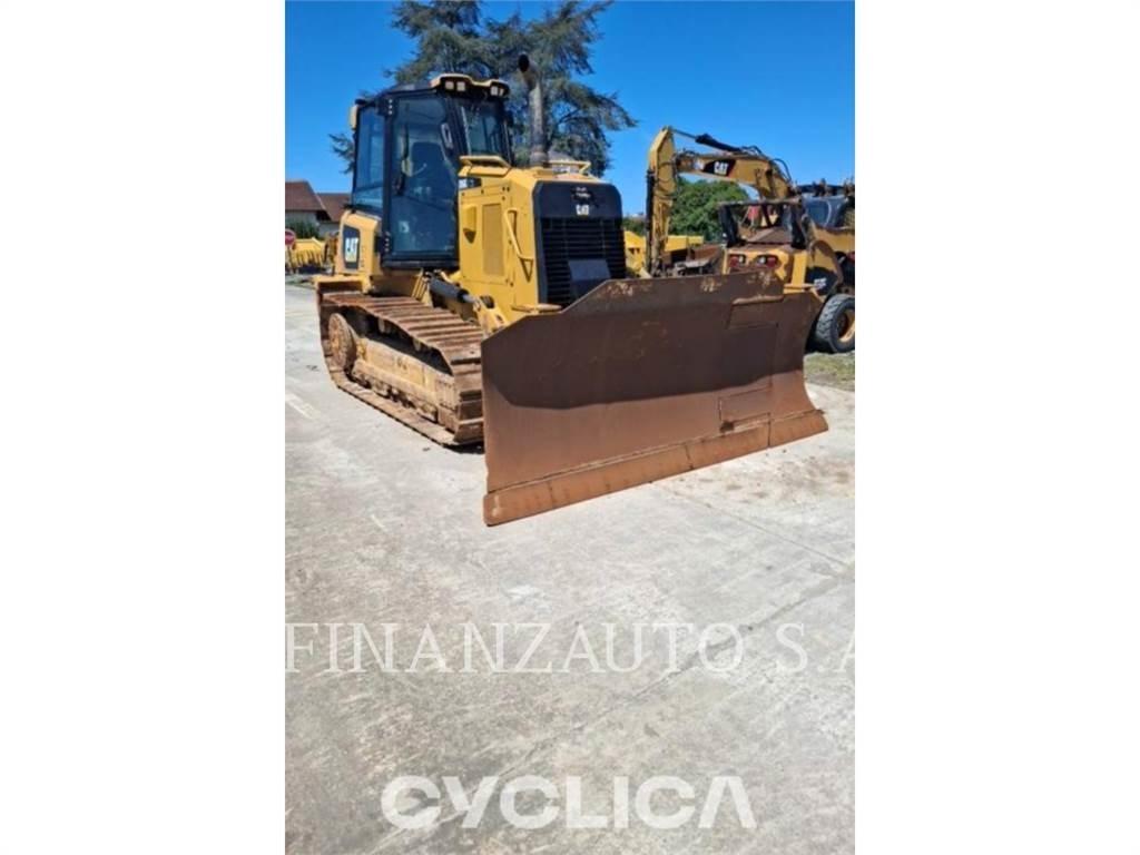 CAT D6K Vikšriniai buldozeriai
