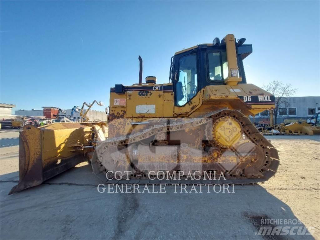 CAT D6M Vikšriniai buldozeriai