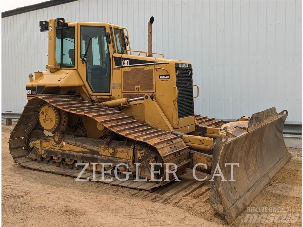 CAT D6N Vikšriniai buldozeriai