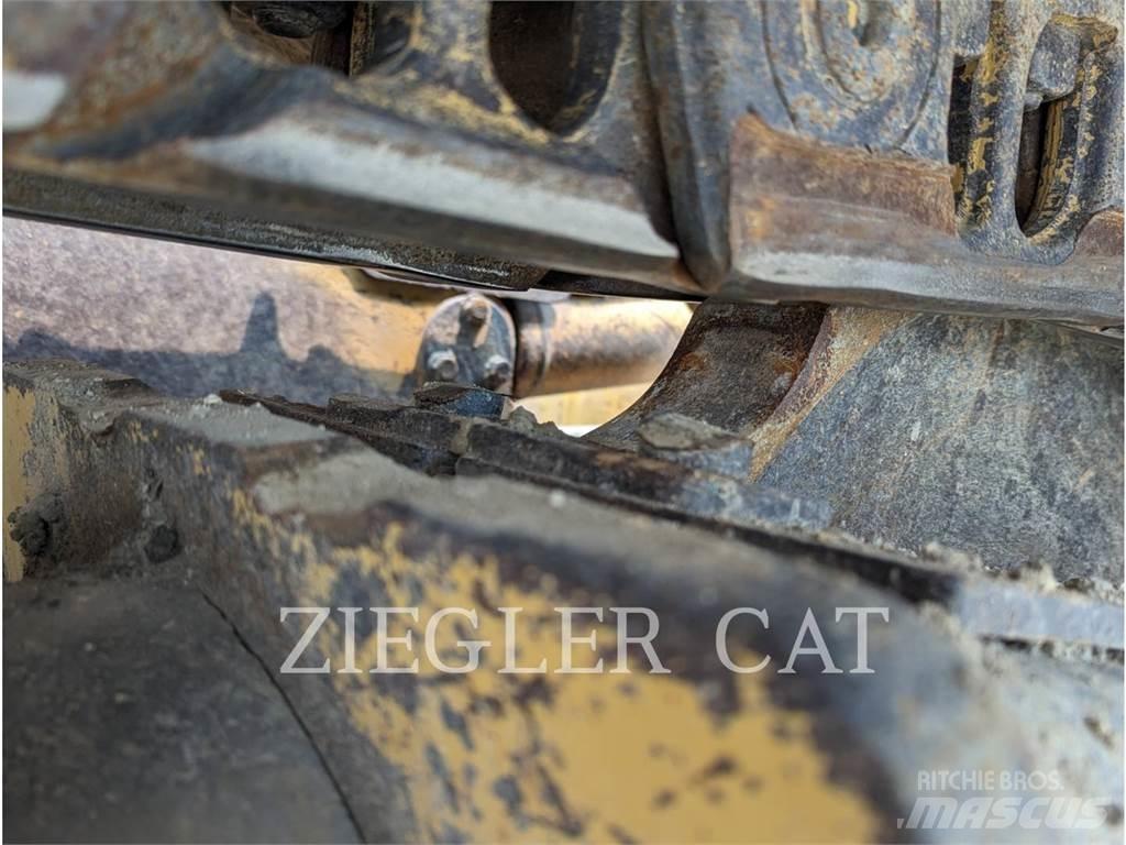 CAT D6N Vikšriniai buldozeriai