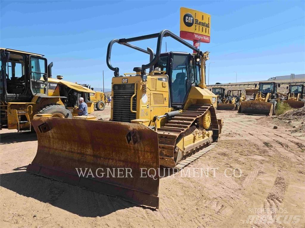CAT D6N XL Vikšriniai buldozeriai