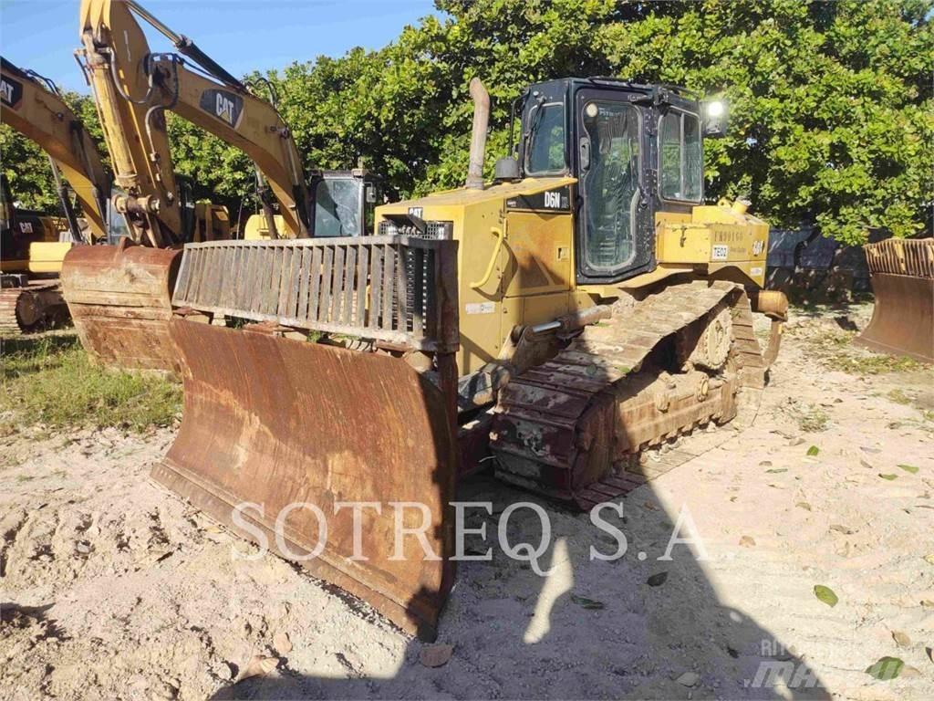CAT D6NXL Vikšriniai buldozeriai