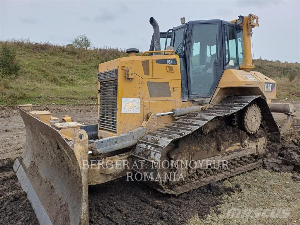 CAT D6NXL Vikšriniai buldozeriai