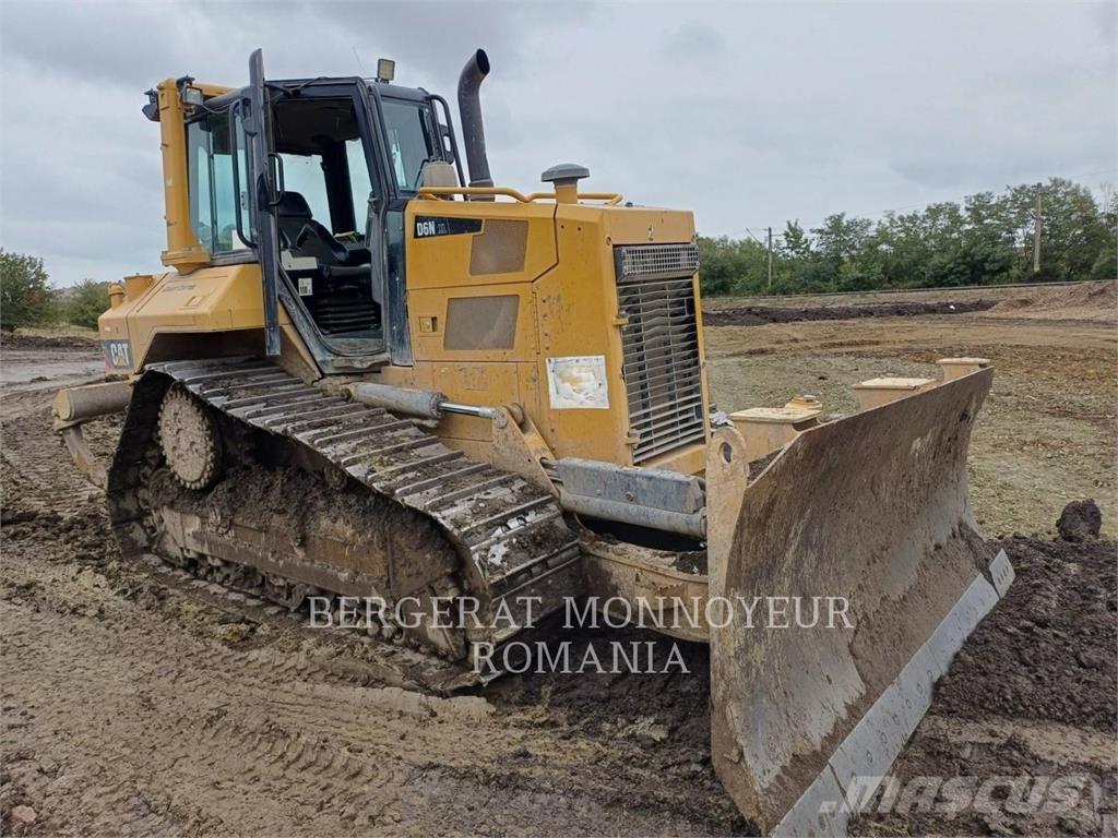 CAT D6NXL Vikšriniai buldozeriai