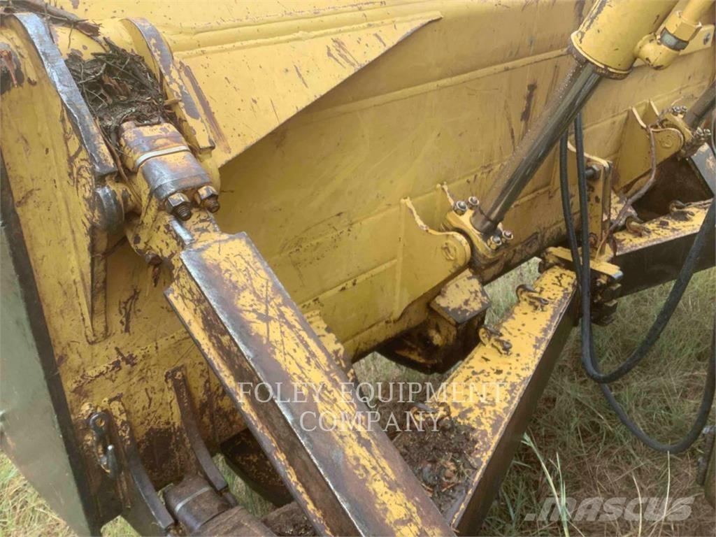 CAT D6RXL Vikšriniai buldozeriai