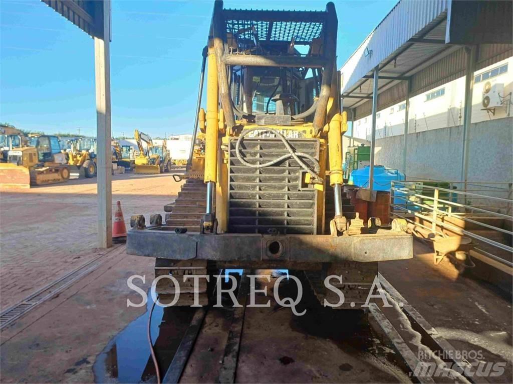 CAT D6T Vikšriniai buldozeriai