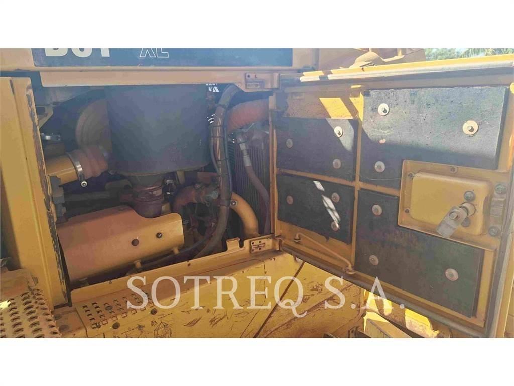 CAT D6T Vikšriniai buldozeriai