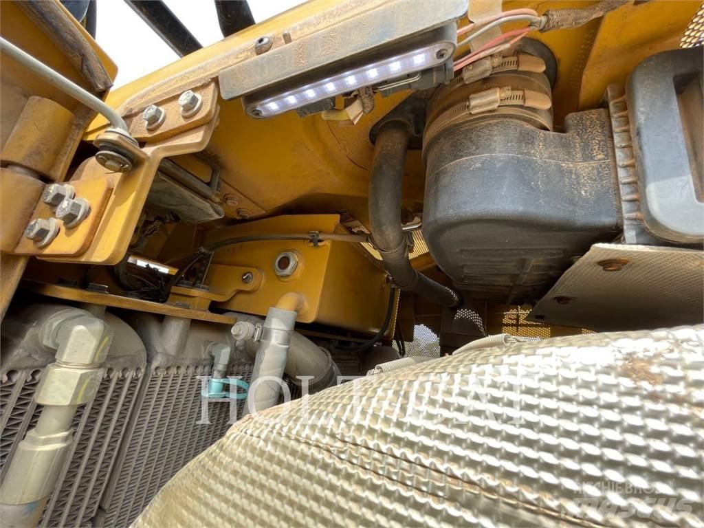 CAT D6T Vikšriniai buldozeriai