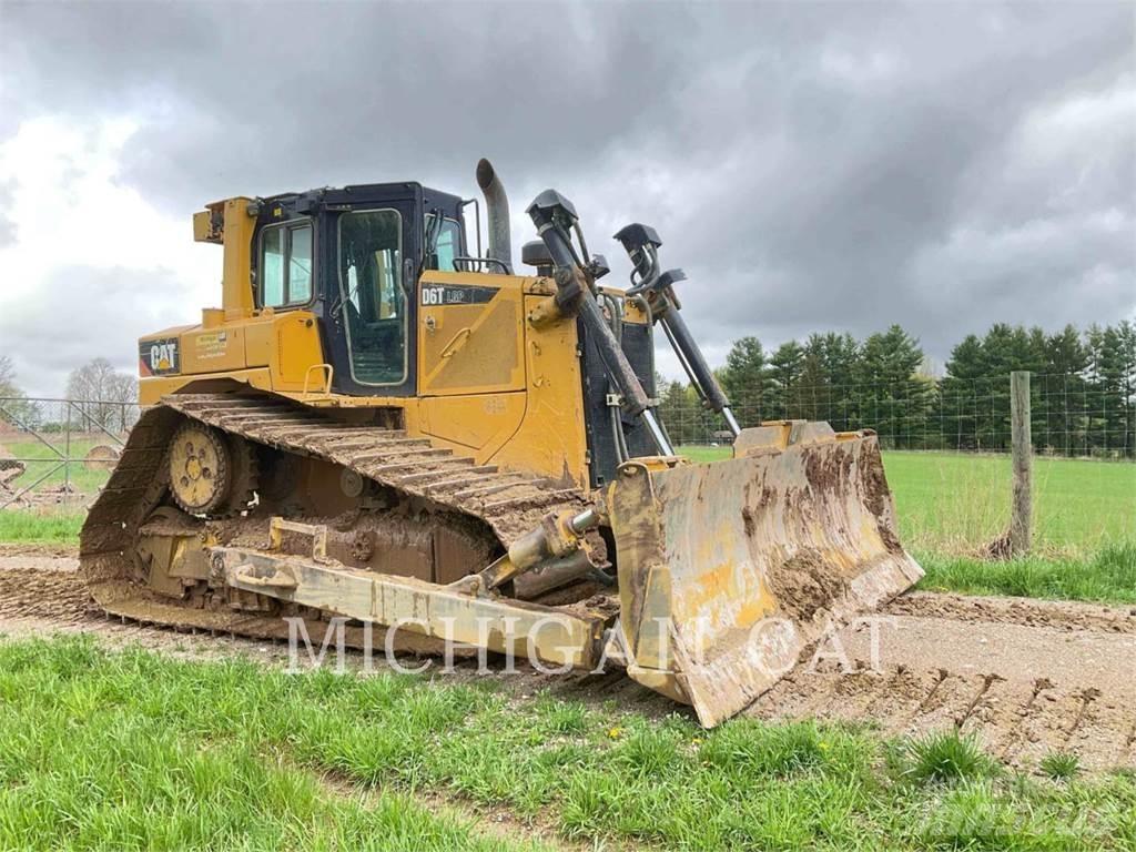 CAT D6T Vikšriniai buldozeriai