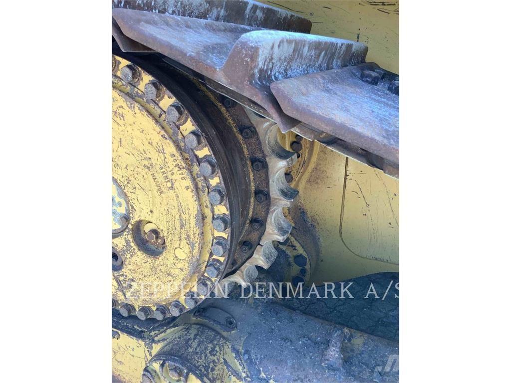 CAT D6T Vikšriniai buldozeriai