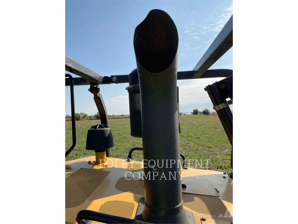 CAT D6T Vikšriniai buldozeriai