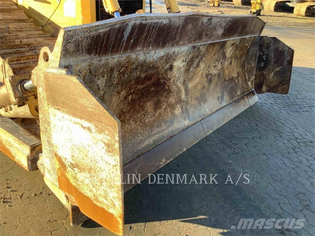 CAT D6T Vikšriniai buldozeriai