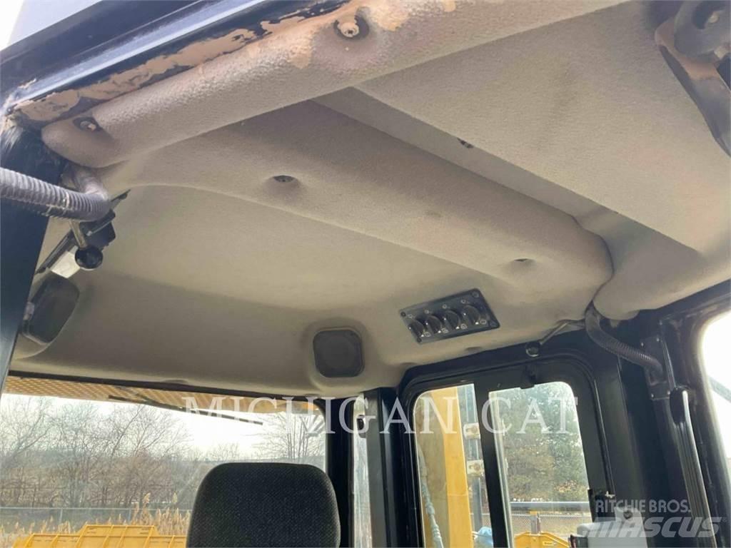 CAT D6TL AHZ24F Vikšriniai buldozeriai