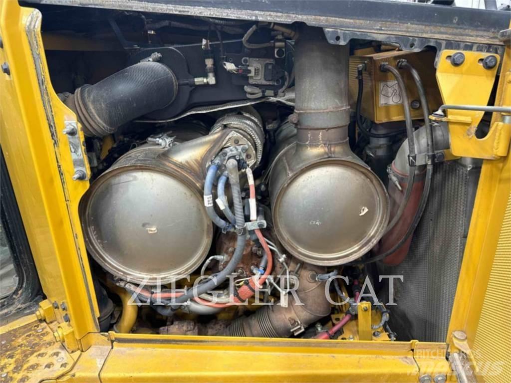 CAT D6XE Vikšriniai buldozeriai