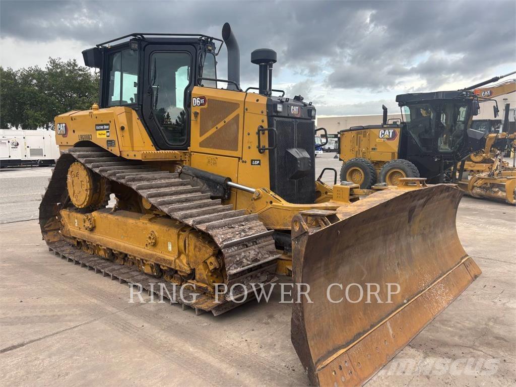 CAT D6XEVPAT Vikšriniai buldozeriai