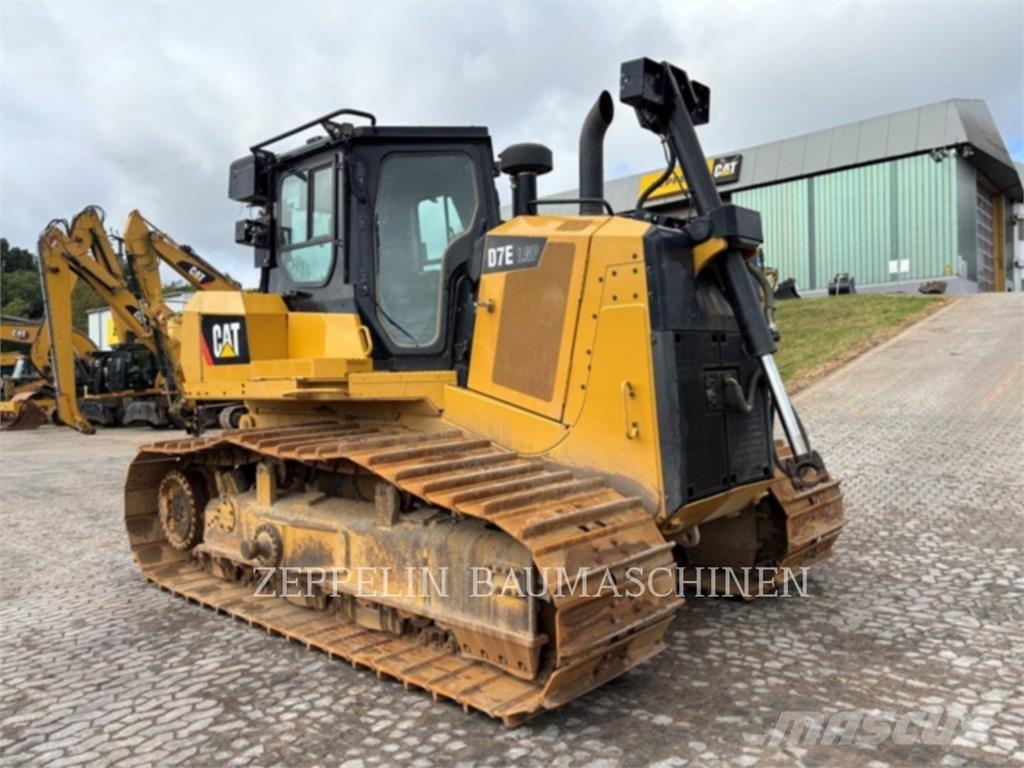 CAT D7E Vikšriniai buldozeriai