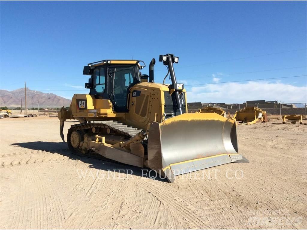CAT D7E Vikšriniai buldozeriai