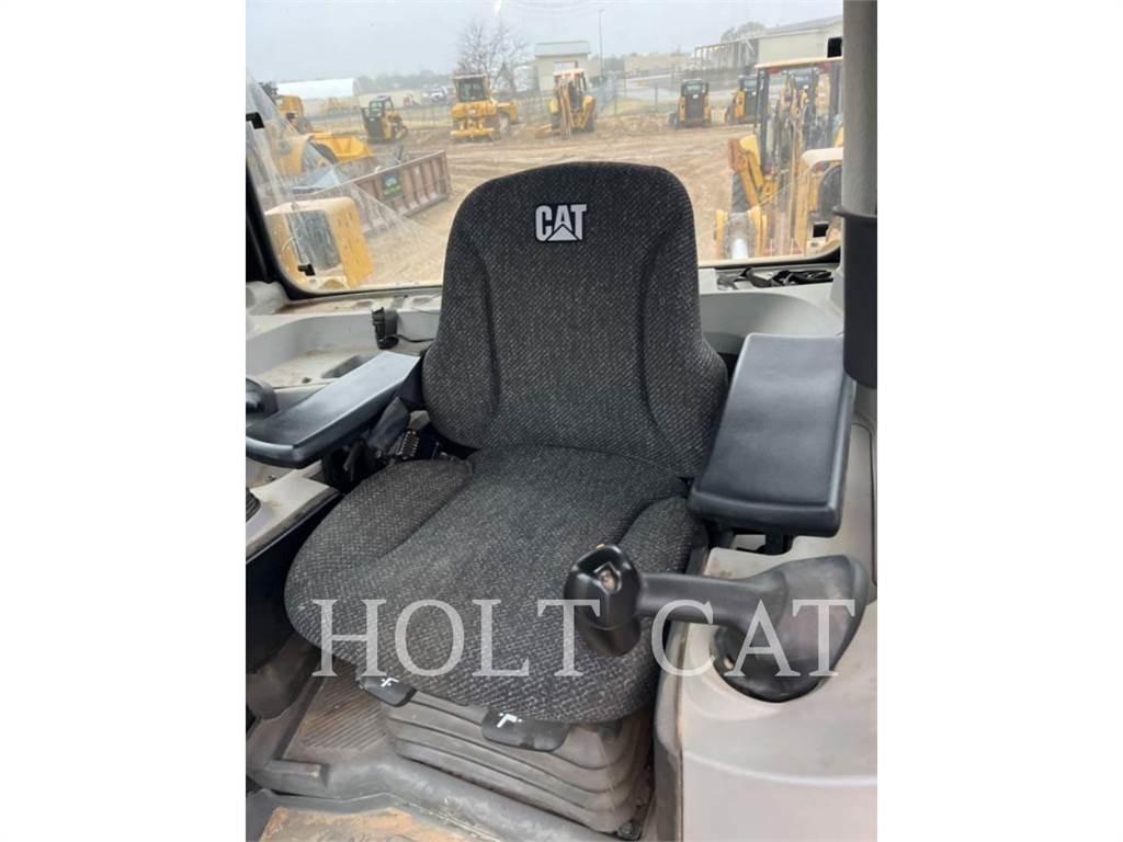 CAT D8 Vikšriniai buldozeriai