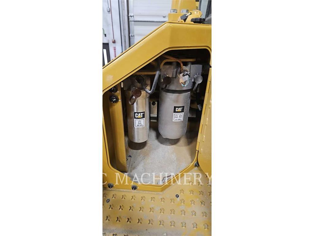 CAT D8 Vikšriniai buldozeriai