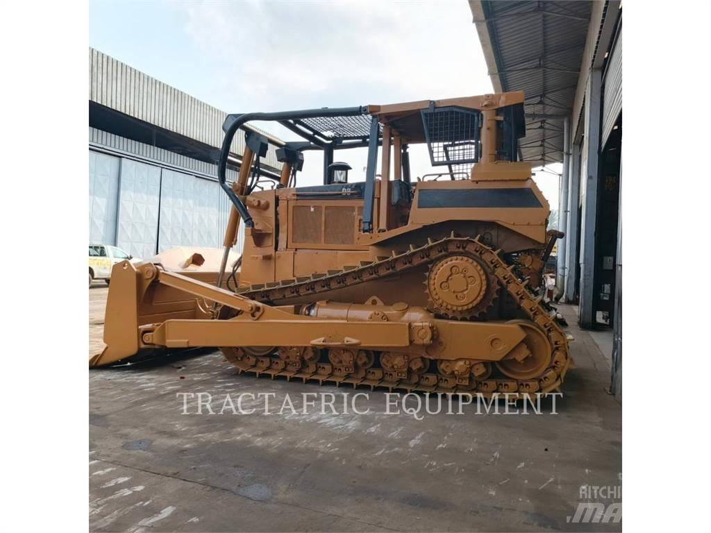 CAT D8N Vikšriniai buldozeriai